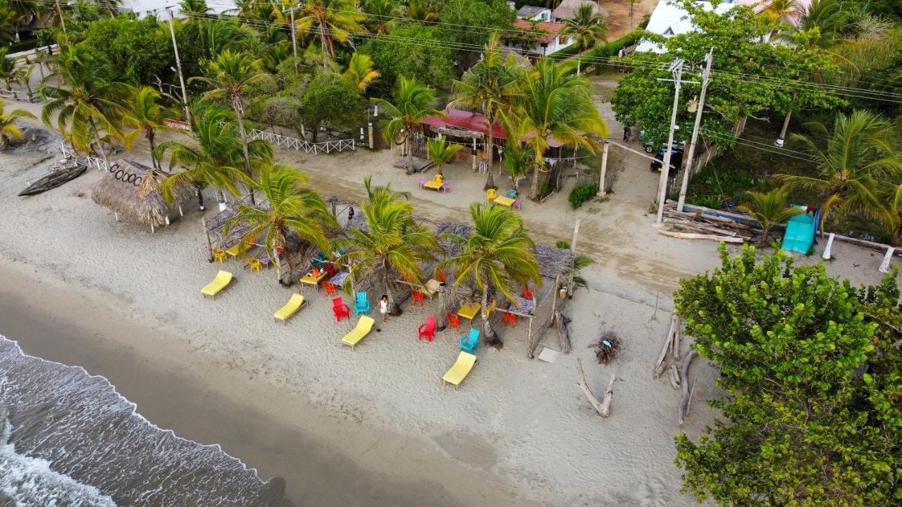 Готель Mar Amar Casa De Playa Ковеньяс Екстер'єр фото